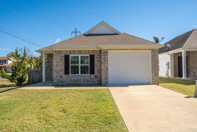 103 Sunflower, House other with 2 bedrooms, 2 bathrooms and null parking in Hot Springs AR | Image 1