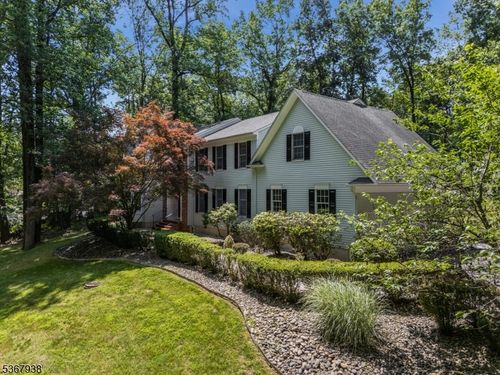 125 Cherryville Hollow Rd, Flemington, NJ, 08822-5531 | Card Image
