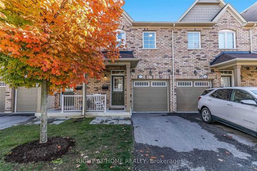23-751 Wendy Culbert Cres, Newmarket, ON, L3X0E9 | Card Image
