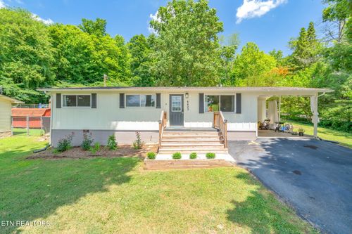 4403 Valley View Dr, Knoxville, TN, 37917-1305 | Card Image