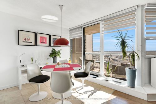 1805-323 Colborne St, London, ON, N6B3N8 | Card Image