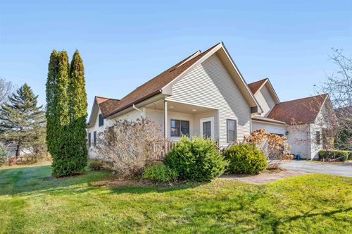 33 A Jersey Court, Morristown, VT, 05661 | Card Image