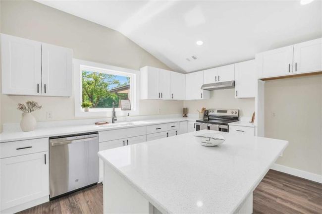 110 Howard Rd, House other with 4 bedrooms, 2 bathrooms and 3 parking in BARNESVILLE GA | Image 15