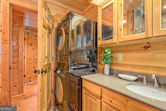 672 Screamer Dr, House other with 3 bedrooms, 3 bathrooms and null parking in Clayton GA | Image 79