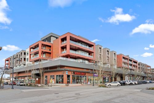 a414-20727 Willoughby Town Centre Dr, Langley, BC, V2Y3N1 | Card Image