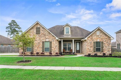 657 Pine Grove Loop, Madisonville, LA, 70447-9630 | Card Image