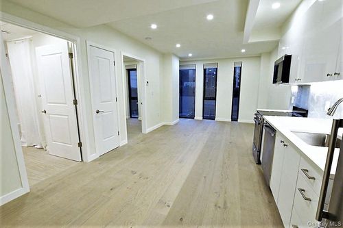 2b-41-26 44th St, Sunnyside, NY, 11104-2210 | Card Image