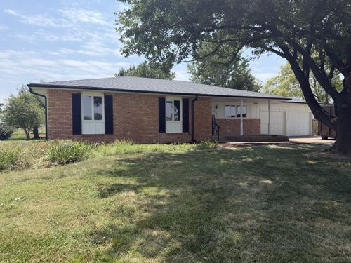 114 E Wayne Ave, Salina, KS, 67401-6543 | Card Image