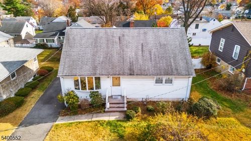 33 Graydon Ter, Clifton, NJ, 07013-3315 | Card Image