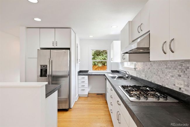2044 Ivy St, House other with 5 bedrooms, 4 bathrooms and 5 parking in Denver CO | Image 15