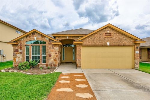 137 Langtry Ln, Jarrell, TX, 76537-1489 | Card Image