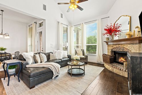 28960 Fairs Gate, Boerne, TX, 78015-4670 | Card Image