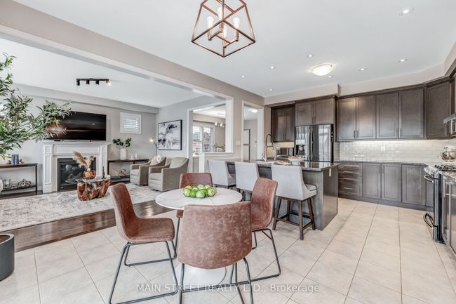2035 Allison St, House other with 4 bedrooms, 4 bathrooms and 3 parking in Innisfil ON | Image 17