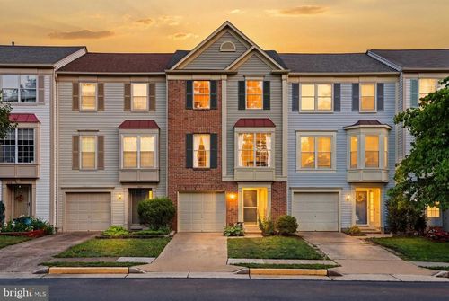 345 Barnfield Sq Ne, LEESBURG, VA, 20176-4869 | Card Image