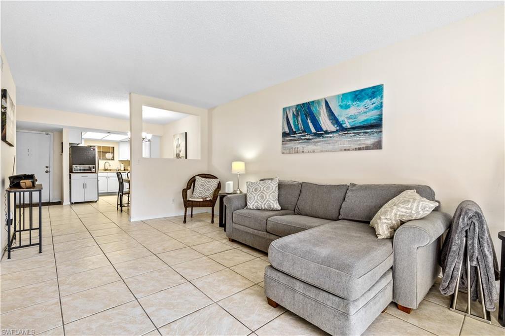 Residential in FORT MYERS 3
