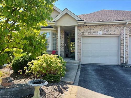 21 Willowlanding Crt, Welland, ON, L3C7L7 | Card Image