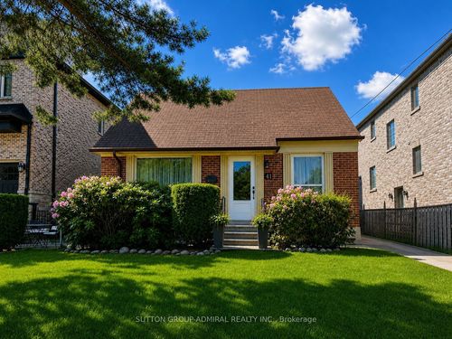41 Athabaska Ave, North York, ON, M2M2T6 | Card Image