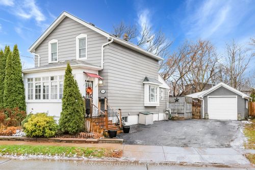 26 Garnet St, Saint Catharines, ON, L2M5E8 | Card Image