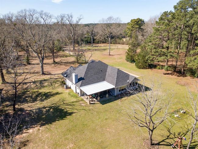 3362 State Highway 147 S, House other with 3 bedrooms, 3 bathrooms and null parking in San Augustine TX | Image 8