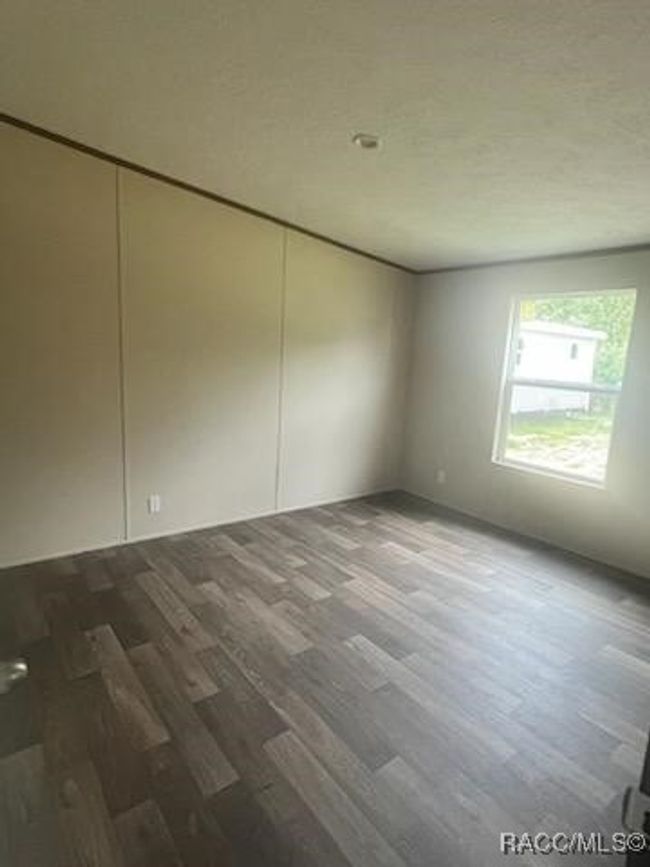 11211 Se 201 St St, House other with 4 bedrooms, 2 bathrooms and 1 parking in INGLIS FL | Image 10