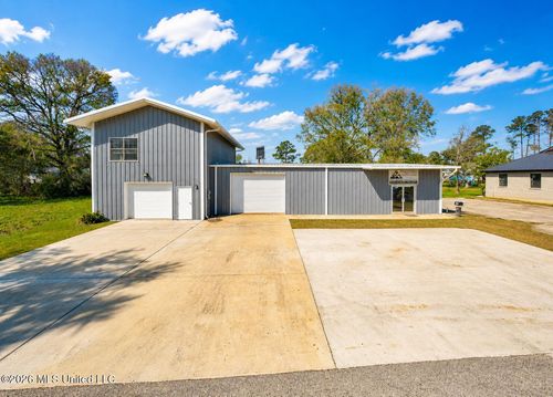 10281 3rd Ave, D'Iberville, MS, 39540-2524 | Card Image