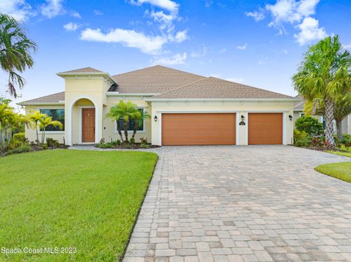 7406 Millbrook Ave, Melbourne, FL, 32940-7596 | Card Image