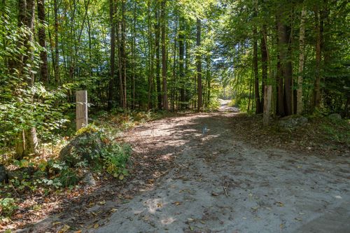 494 Old Bennington Rd, Greenfield, NH, 03047-4113 | Card Image