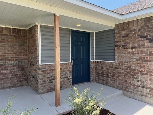 1208 E Ruger Lane, Mustang, OK, 73064 | Card Image