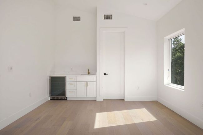 1 - 2611 Davis Ln, Condo with 4 bedrooms, 4 bathrooms and 2 parking in Austin TX | Image 21
