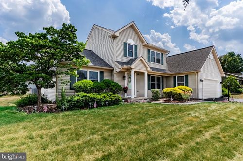 140 N Thistledown Dr, PALMYRA, PA, 17078-9031 | Card Image