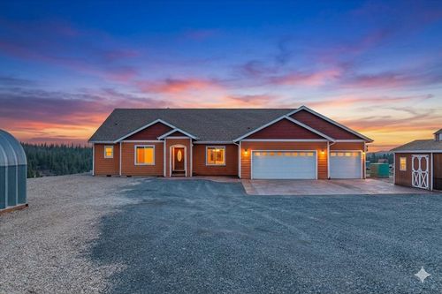 5205 Allen Rd, Springdale, WA, 99173-9721 | Card Image