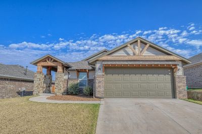 11221 Nw 134th Circle, House other with 3 bedrooms, 2 bathrooms and null parking in Piedmont OK | Image 1