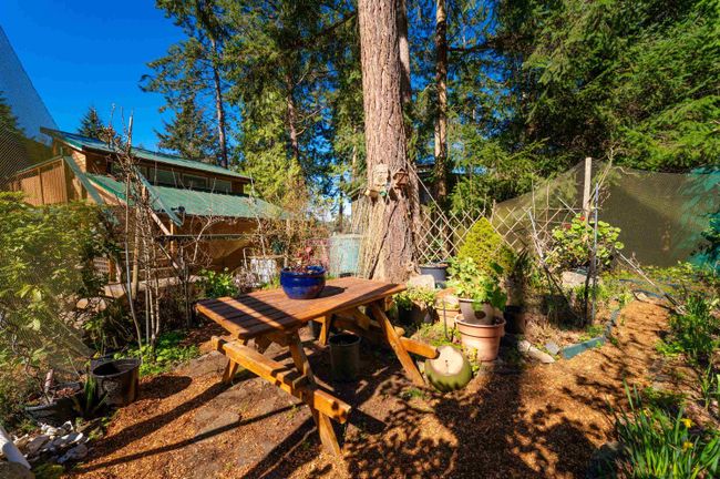 162 Spinnaker Drive, House other with 3 bedrooms, 2 bathrooms and 4 parking in Mayne Island BC | Image 38