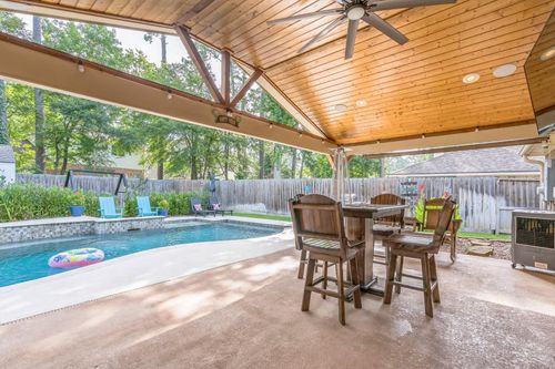 12602 Browning Dr, Montgomery, TX, 77356-8089 | Card Image