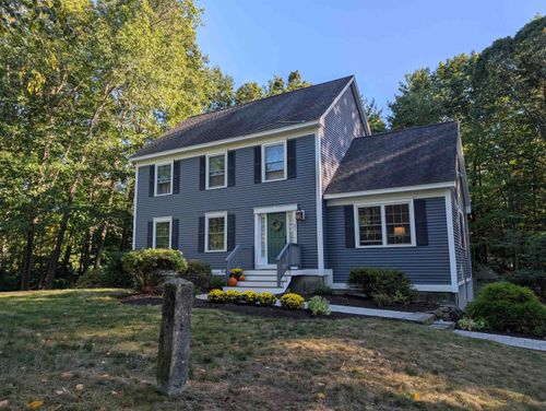 21 Falls Way, Greenland, NH, 03840-2451 | Card Image