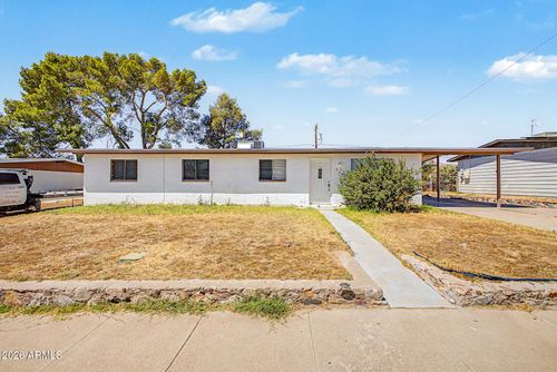 413 W Essex Rd, Kearny, AZ, 85137-1241 | Card Image