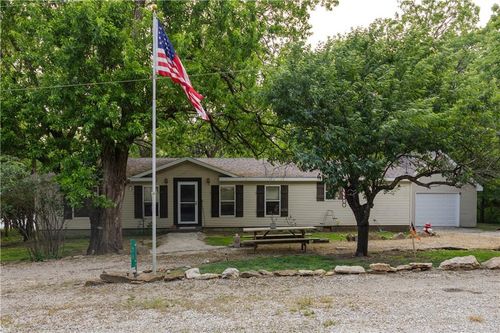 25 El Dorado Ln, Linn Valley, KS, 66040-5213 | Card Image