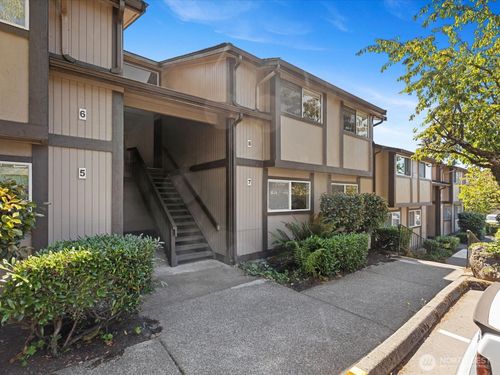 a7-4701 176th St Sw, Lynnwood, WA, 98037-3413 | Card Image