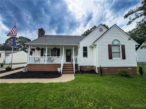 1004 Heretick Ave, Hopewell, VA, 23860-5408 | Card Image