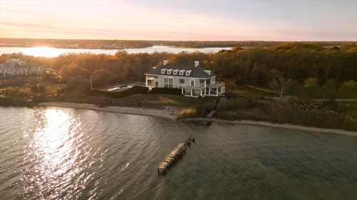 50 Old Neck Rd S, Center Moriches, NY, 11934-3113 | Card Image