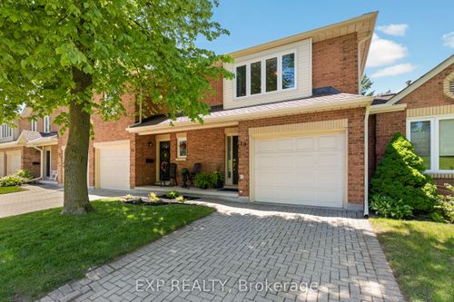 10-5150 Dorchester Rd, Niagara Falls, ON, L2E7H2 | Card Image