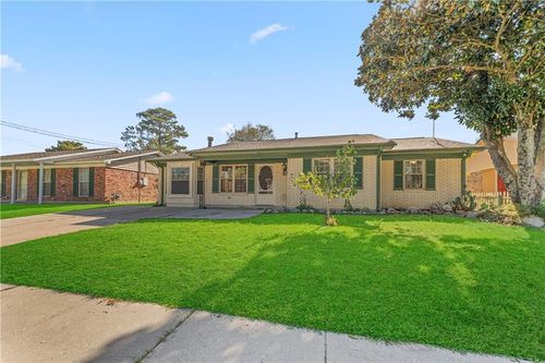 3638 Meadowdale Dr, Slidell, LA, 70458-4718 | Card Image