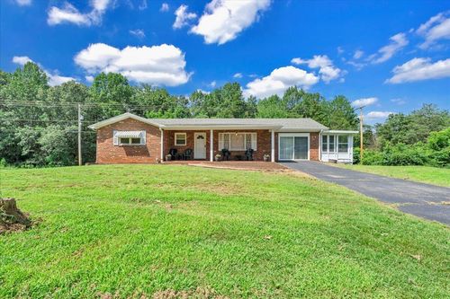 3151 Golden View Rd, Glade Hill, VA, 24092-3607 | Card Image