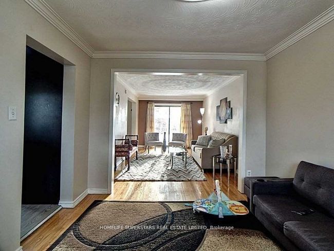 28 Bramhall Crt, House attached with 4 bedrooms, 3 bathrooms and 4 parking in Brampton ON | Image 13