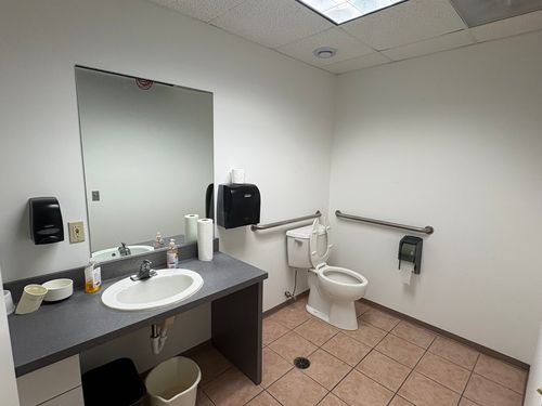 101 N Hilgert Dr, Grant Park, IL, 60940-4030 | Card Image