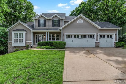 408 Bluff Meadow Dr, Ellisville, MO, 63021-5993 | Card Image