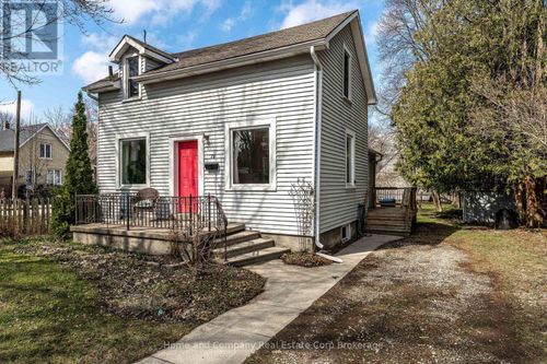 70 Dufferin St, Stratford, ON, N5A2G5 | Card Image