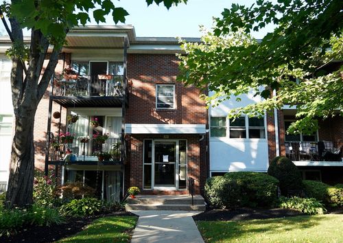apt-42-36 Pleasant Dr, Stoughton, MA, 02072-2529 | Card Image