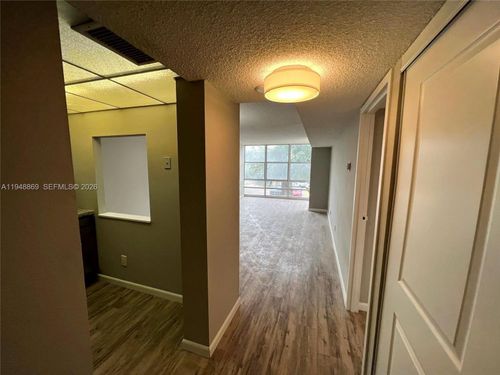 apt-234-210 172nd St, Sunny Isles Beach, FL, 33160-3422 | Card Image