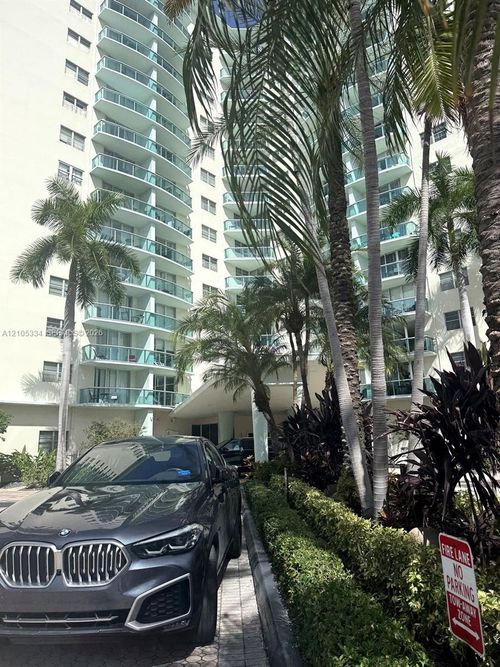 15f-3901 S Ocean Dr, Hollywood, FL, 33019-3004 | Card Image
